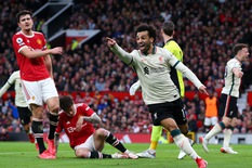 Đá bù vòng 30 Giải ngoại hạng Anh (Premier League): M.U cần một phép mầu