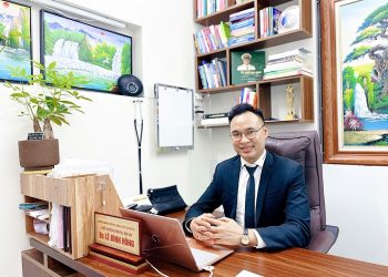 Bác Sĩ Lê Đình Hùng – Người Đem Đến Sự Sống Mới Từ Y Học Cổ Truyền